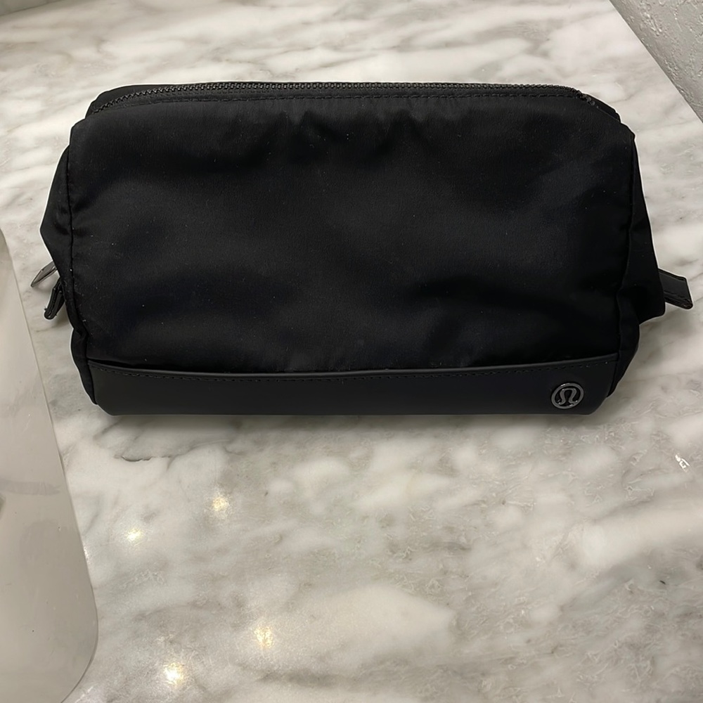 Lululemon Makeup Bag